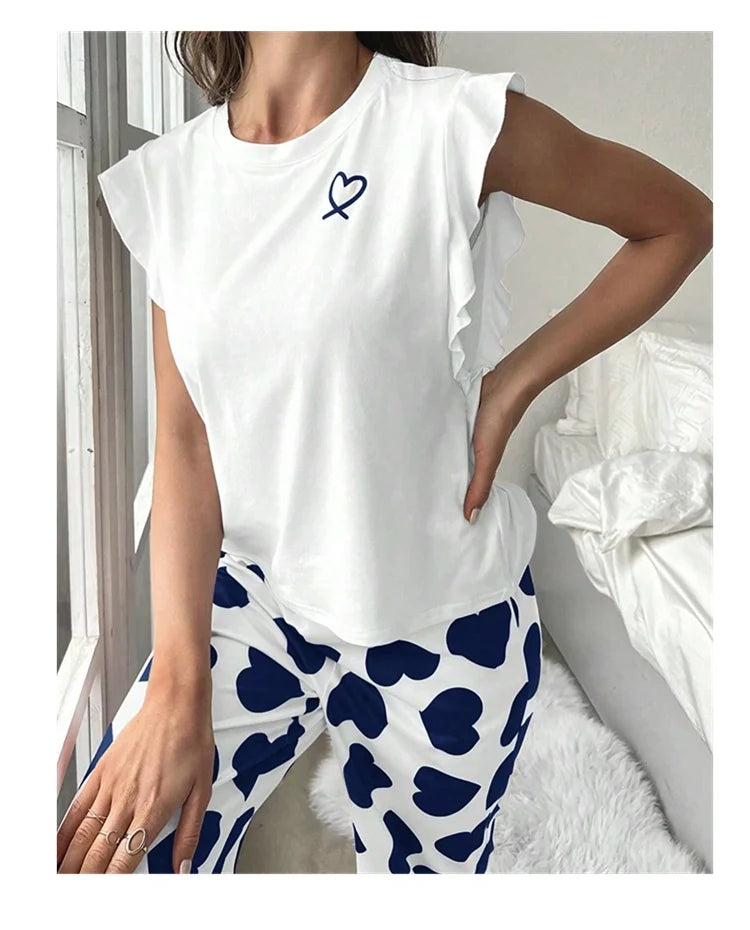 Zweiteiliges Pyjama-Set mit Herz-Print – Bequem & süß für Herbstnächte