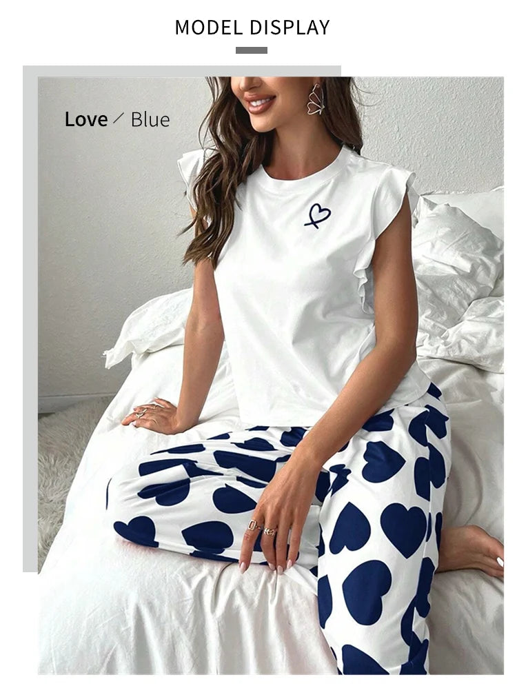 Zweiteiliges Pyjama-Set mit Herz-Print – Bequem & süß für Herbstnächte