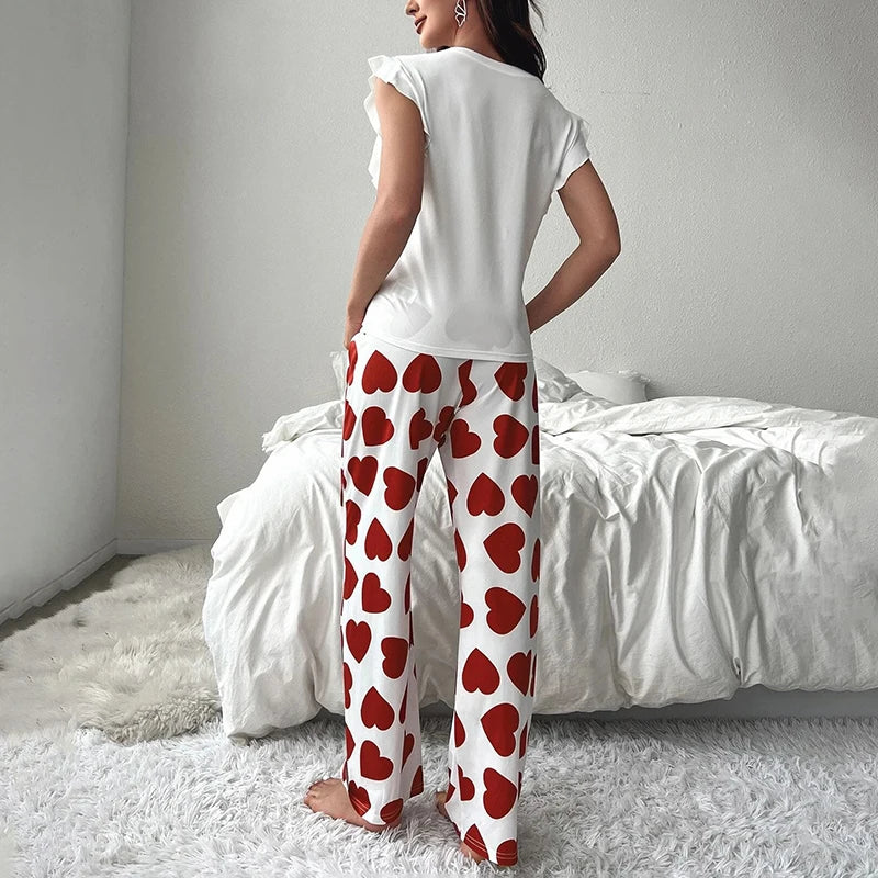 Zweiteiliges Pyjama-Set mit Herz-Print – Bequem & süß für Herbstnächte
