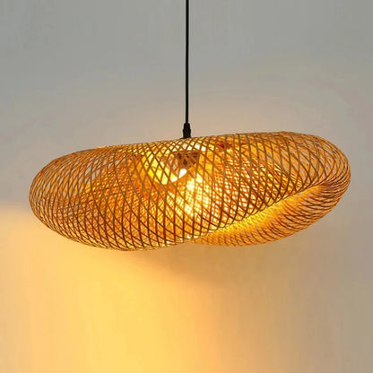 Natürliches Licht mit Stil – Handgefertigte Bambus-Hängelampe im Vintage-Design