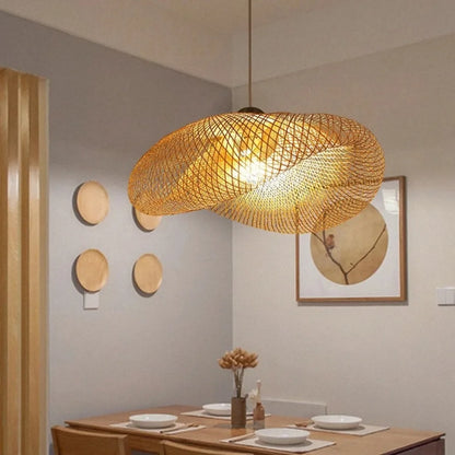 Natürliches Licht mit Stil – Handgefertigte Bambus-Hängelampe im Vintage-Design