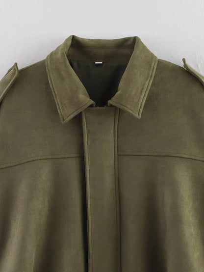 Oversized Bomberjacke aus Wildleder – Frühlingsfrisch in Grün (2025 Edition)