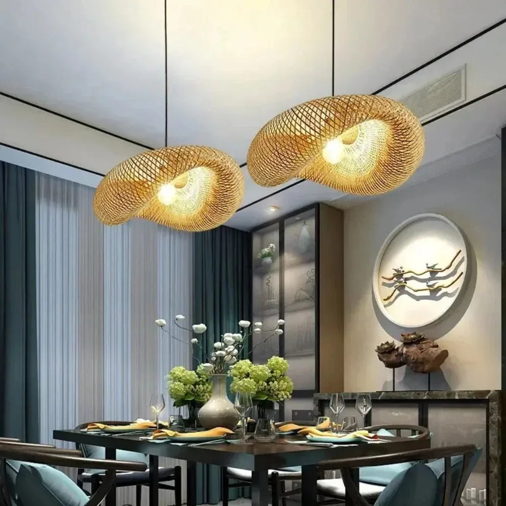 Natürliches Licht mit Stil – Handgefertigte Bambus-Hängelampe im Vintage-Design