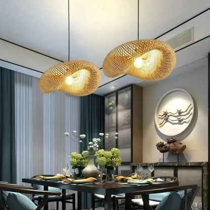Natürliches Licht mit Stil – Handgefertigte Bambus-Hängelampe im Vintage-Design